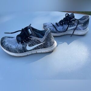 Nike Free RN Flyknit Running Shoes Size 6.5